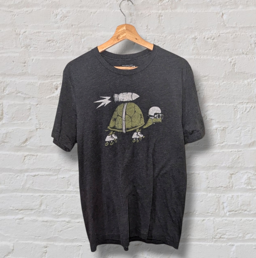 Men's Funny Turtle Rocket Size Large Short Sleeve T-shirt